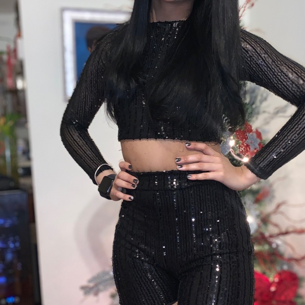 Two Piece Set - Picture 2 of 3